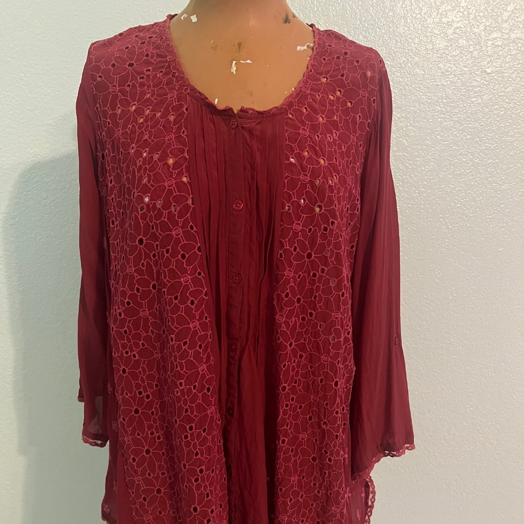 Anthropologie Kyla Seo Embroidered Blouse Women's Medium Floral Eyelet